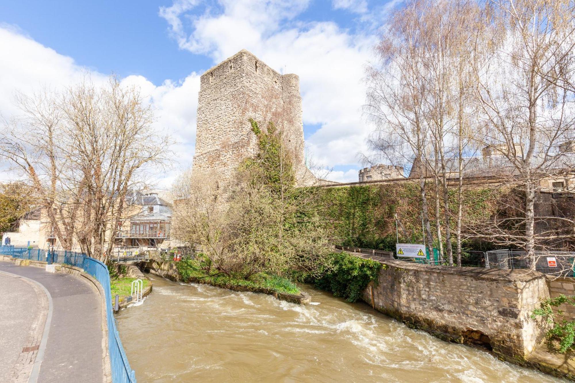 Appartamento A Gem Nestled In The Heart Of Oxford With Parking! Esterno foto