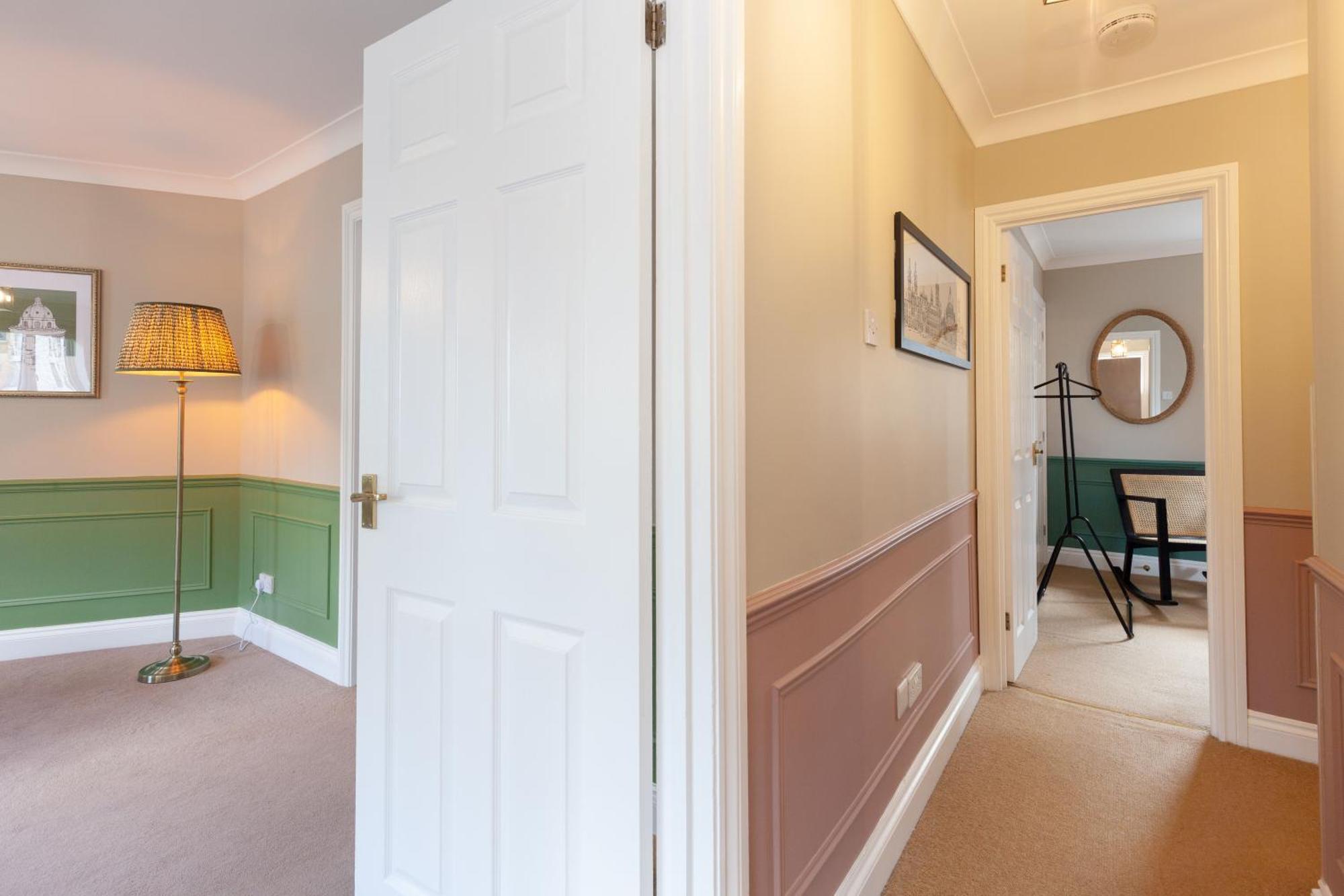 Appartamento A Gem Nestled In The Heart Of Oxford With Parking! Esterno foto